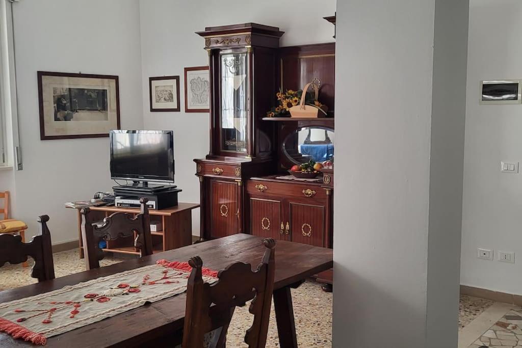 La Casa Di Lucia: Grande Appartamento Con Balcone Bréscia Exterior foto